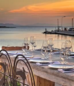 Κιβωτός Αθηναϊκή Ριβιέρα